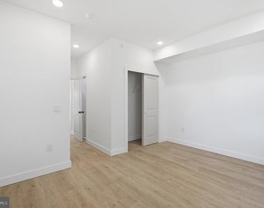 2554 N 12th Street - Photo Thumbnail 9
