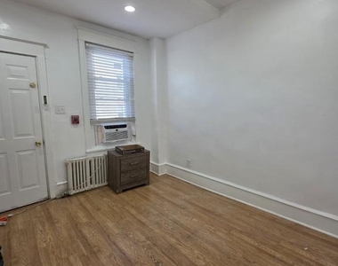5329 Walnut Street - Photo Thumbnail 6