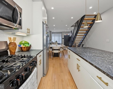 2608 Manton Street - Photo Thumbnail 9