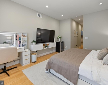 2608 Manton Street - Photo Thumbnail 31