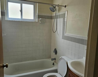108 Clement Road - Photo Thumbnail 8