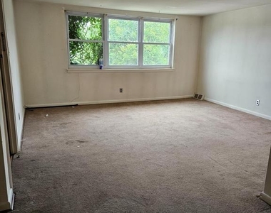 108 Clement Road - Photo Thumbnail 6