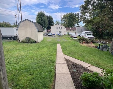 143 E Moreland Avenue - Photo Thumbnail 17