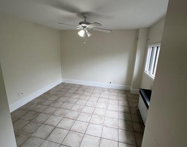 143 E Moreland Avenue - Photo Thumbnail 13