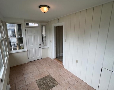 143 E Moreland Avenue - Photo Thumbnail 8