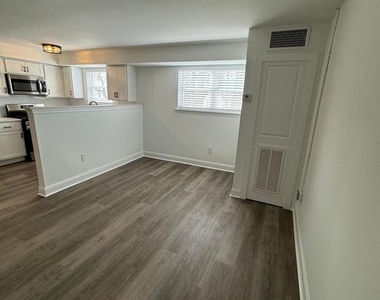 1841 Davisville Road - Photo Thumbnail 1