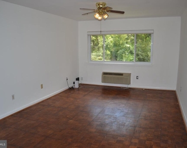 650 Brooke Rd - Photo Thumbnail 3