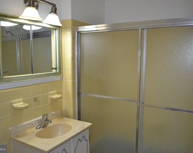 650 Brooke Rd - Photo Thumbnail 9
