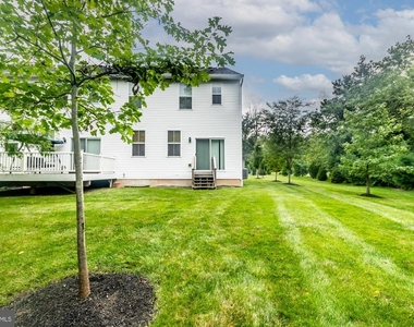 401 Wynstone Court - Photo Thumbnail 38