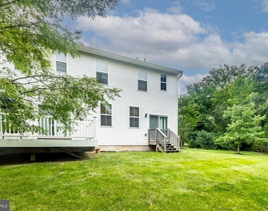 401 Wynstone Court - Photo Thumbnail 39