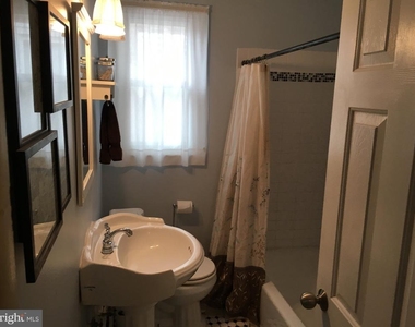 130 E 8th Avenue - Photo Thumbnail 12
