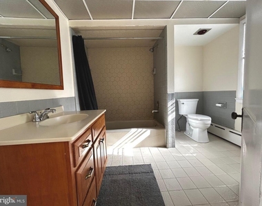 2783 E High Street - Photo Thumbnail 8