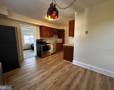 2783 E High Street - Photo Thumbnail 3