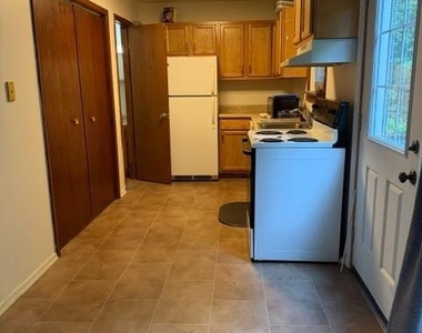 227 Gary Avenue - Photo Thumbnail 2