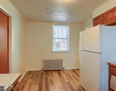 50 E Maple Street - Photo Thumbnail 8