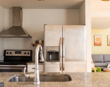 235 Locust Street - Photo Thumbnail 12