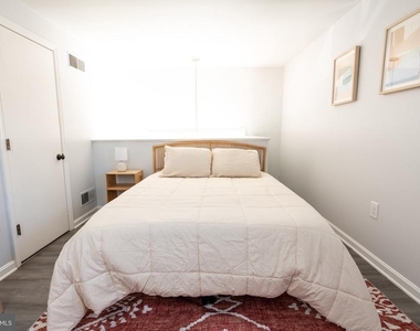 235 Locust Street - Photo Thumbnail 25