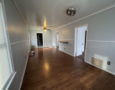 17125 Dora Street - Photo Thumbnail 1