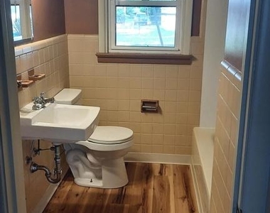 3220 Batesfield Road - Photo Thumbnail 11
