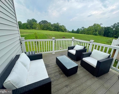525 Buttonwood St - Photo Thumbnail 15
