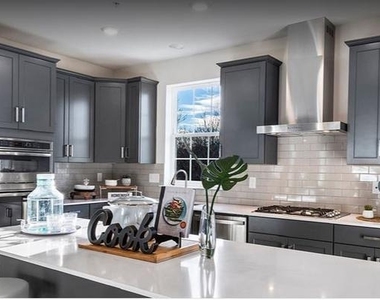 216 Red Leaf Lane - Photo Thumbnail 10