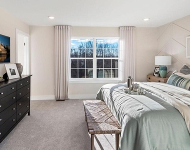 216 Red Leaf Lane - Photo Thumbnail 5