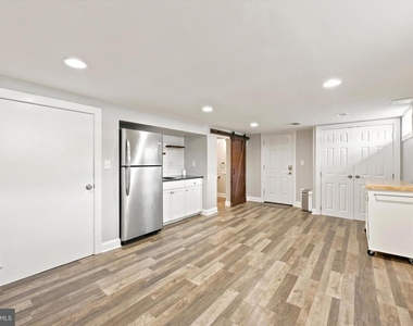 843 Taylor Street - Photo Thumbnail 22