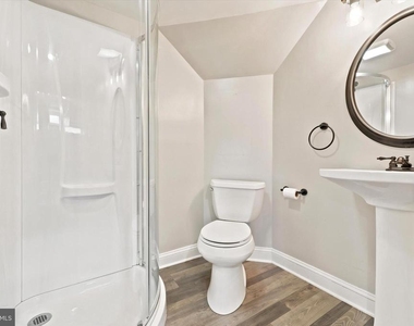 843 Taylor Street - Photo Thumbnail 23