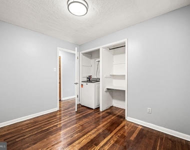 25 E Pennsbury Way - Photo Thumbnail 14