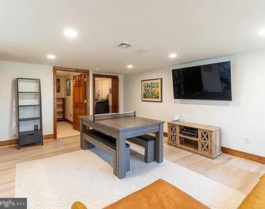 1596 River Road - Photo Thumbnail 16