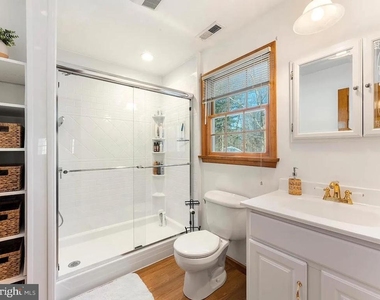 1596 River Road - Photo Thumbnail 12