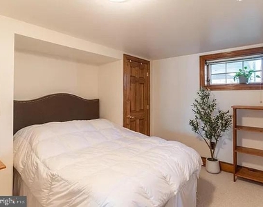 1596 River Road - Photo Thumbnail 13