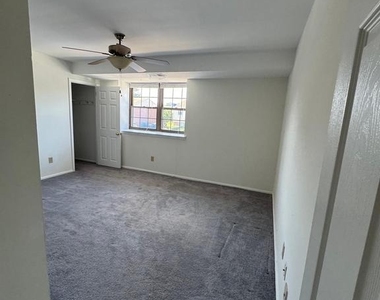 1155 York Road - Photo Thumbnail 5