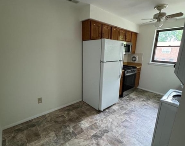 1155 York Road - Photo Thumbnail 18