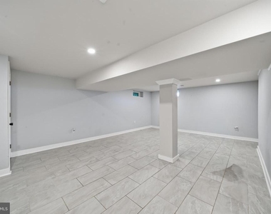 409 River Road - Photo Thumbnail 16