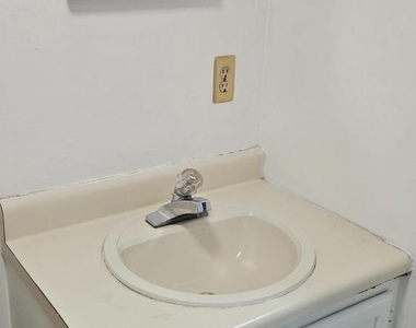 55-7 Holly Drive - Photo Thumbnail 22