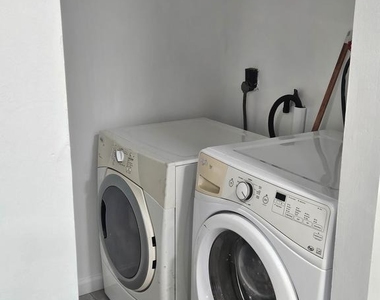 55-7 Holly Drive - Photo Thumbnail 12