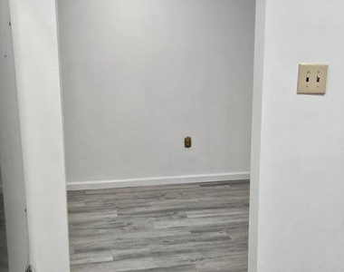 55-7 Holly Drive - Photo Thumbnail 10