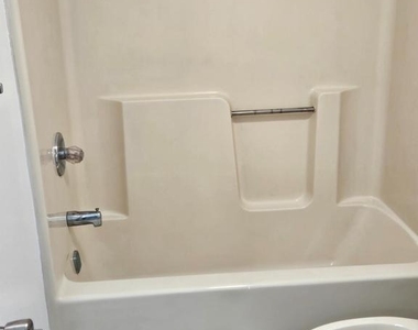 55-7 Holly Drive - Photo Thumbnail 21