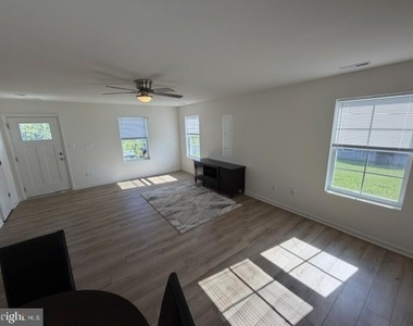 65 Chesterfield Road - Photo Thumbnail 5