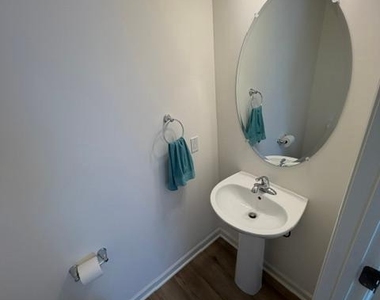 65 Chesterfield Road - Photo Thumbnail 6