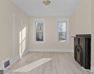 28 Poplar Street - Photo Thumbnail 4