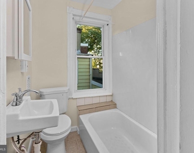 28 Poplar Street - Photo Thumbnail 15