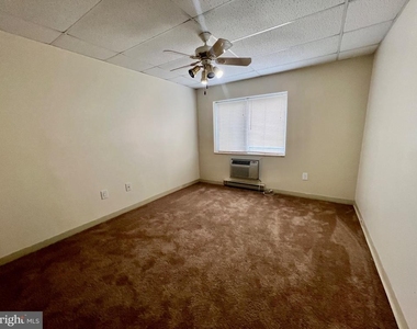 860 Lower Ferry Road - Photo Thumbnail 10