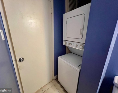 860 Lower Ferry Road - Photo Thumbnail 11