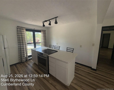 5646 Blythewood Lane - Photo Thumbnail 9