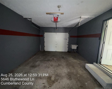 5646 Blythewood Lane - Photo Thumbnail 11