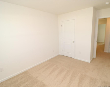 374 Freestall Drive - Photo Thumbnail 24