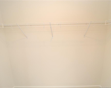 374 Freestall Drive - Photo Thumbnail 20