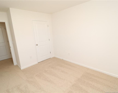 374 Freestall Drive - Photo Thumbnail 26